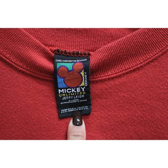 Vintage Mickey Mouse Winter Christmas Sweatshirt XL - Picture 4 of 8